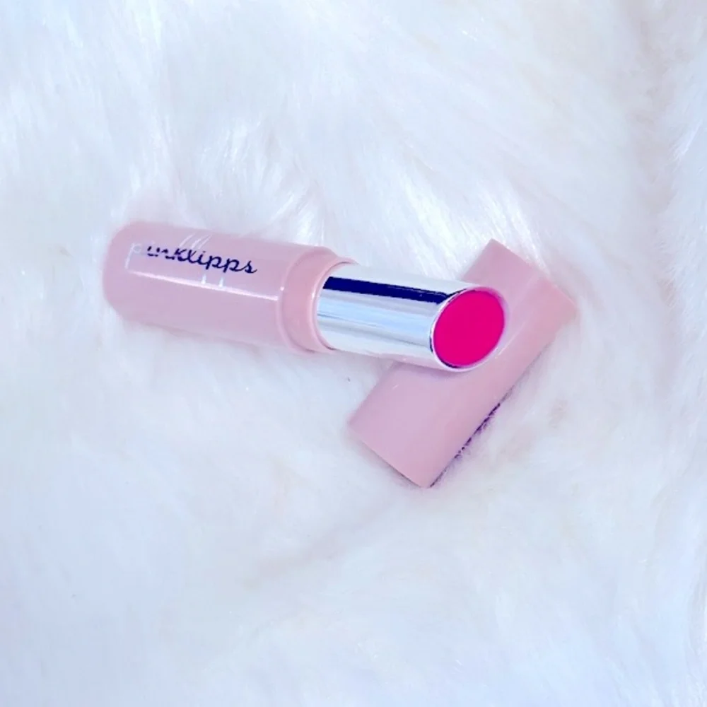 🆕PRETTY IN PINK LIPPS COSMETICS: Lumi-Balm Lip Tint Velvety “Dream” Full Size
